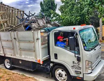 Affordable Trash Removal  Service in Pasadena, CA